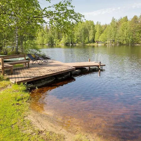 Holiday Hiidenkivi Huuhanaho